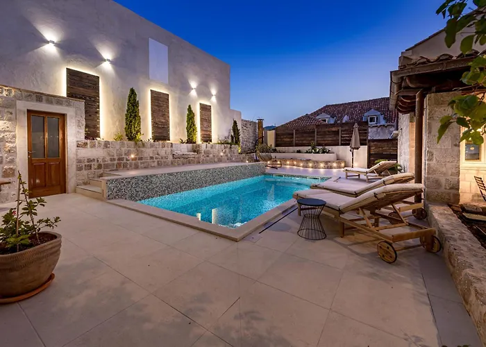 Luxury Lia Villa *