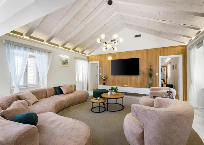 Villa Luxury Lia *