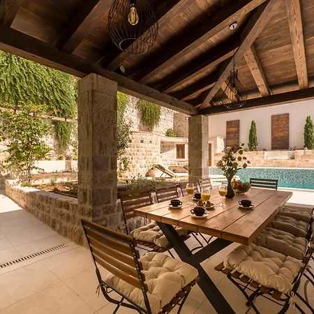 Villa Luxury Lia